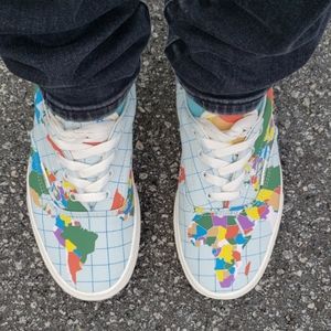 NWT VANS X U ERA SAVE OUR PLANET CLASSIC LOW TOPS